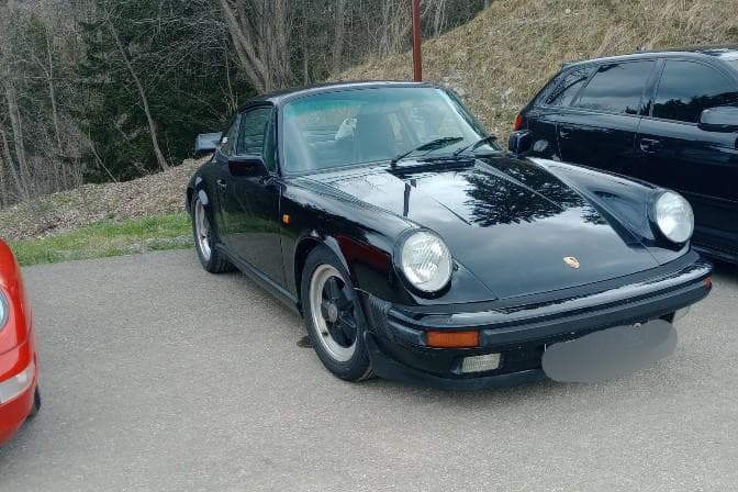 Porsche 911 Carrera