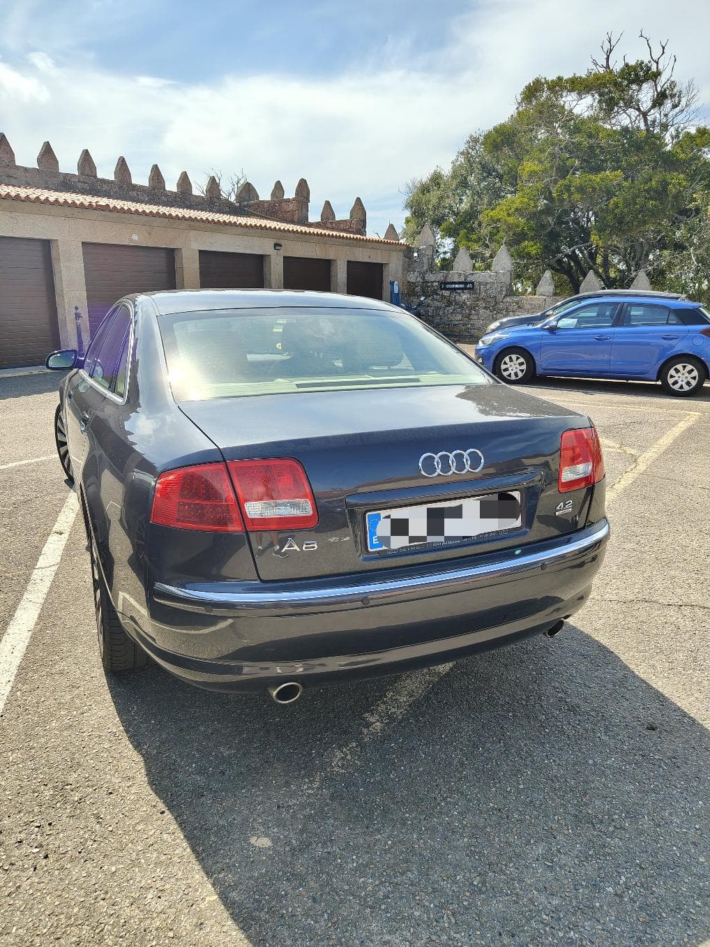 Audi A8 4.2 FSI