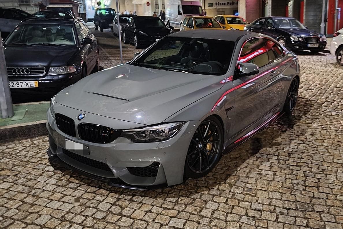 BMW M4 CS