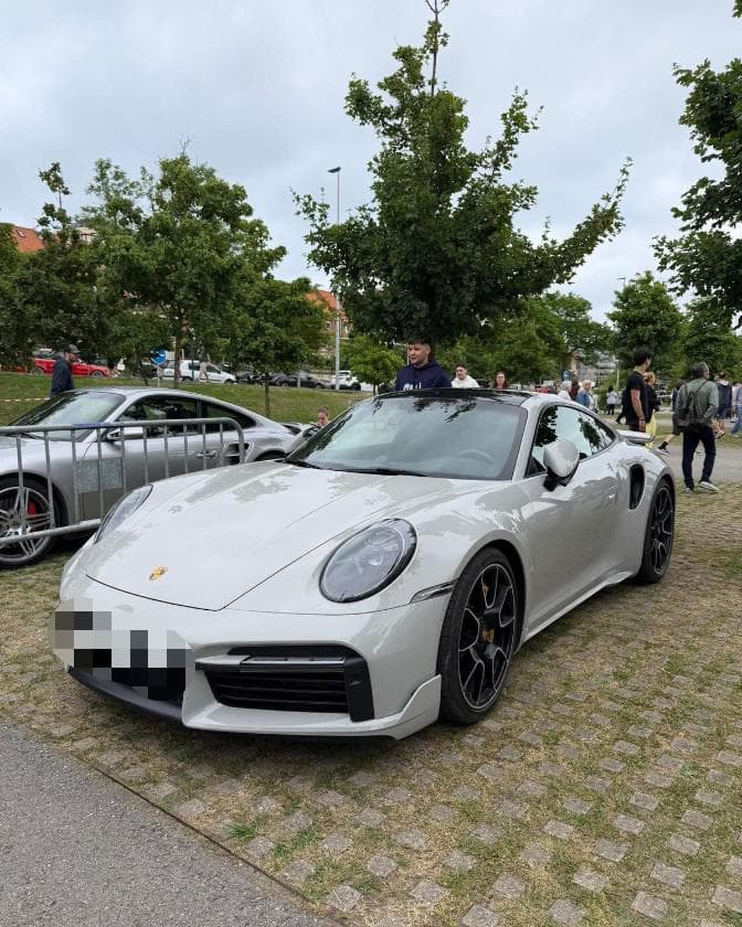 Porsche 911 Turbo S