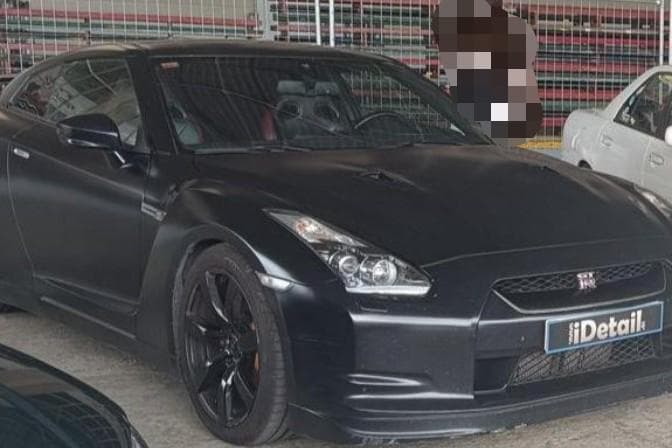 Nissan GT-R