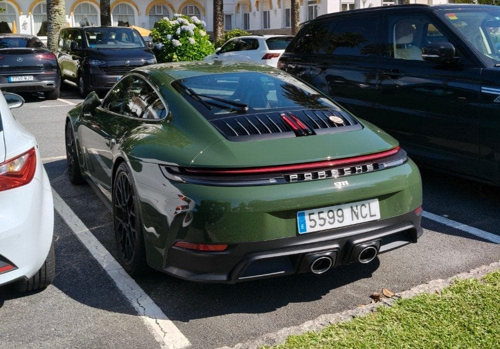 Porsche 911 GTS