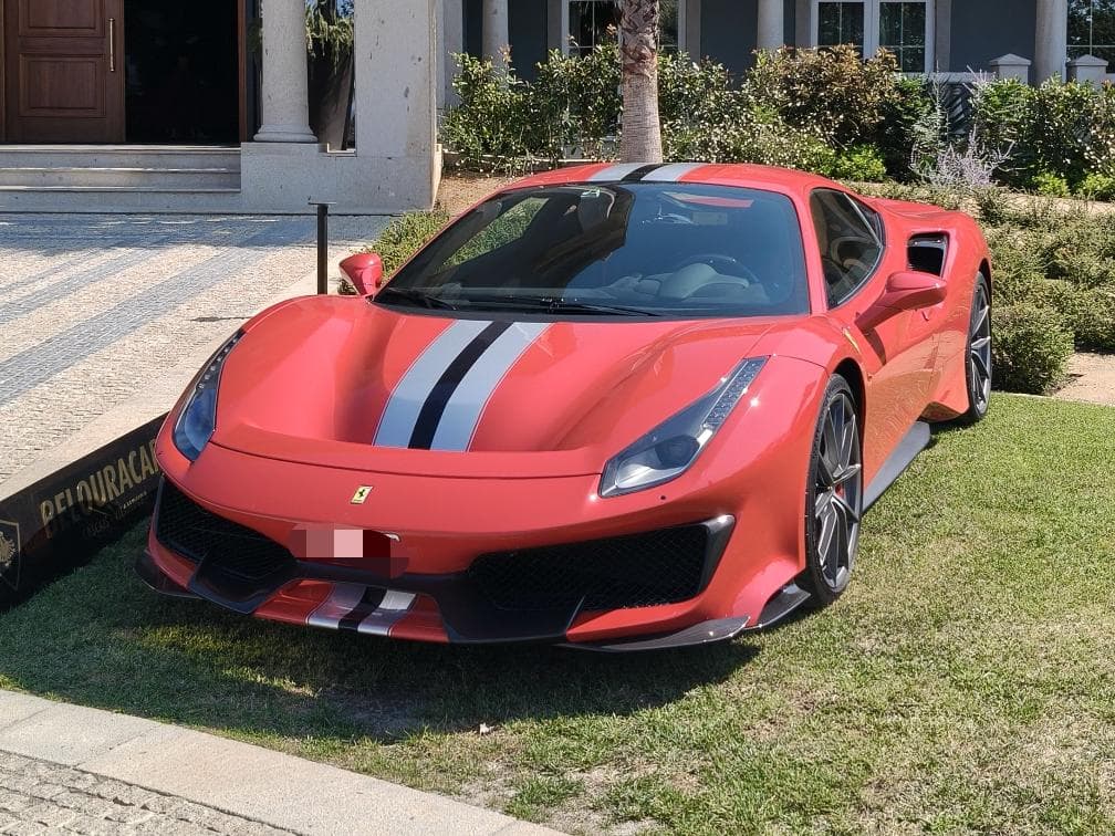 Ferrari 488 Pista