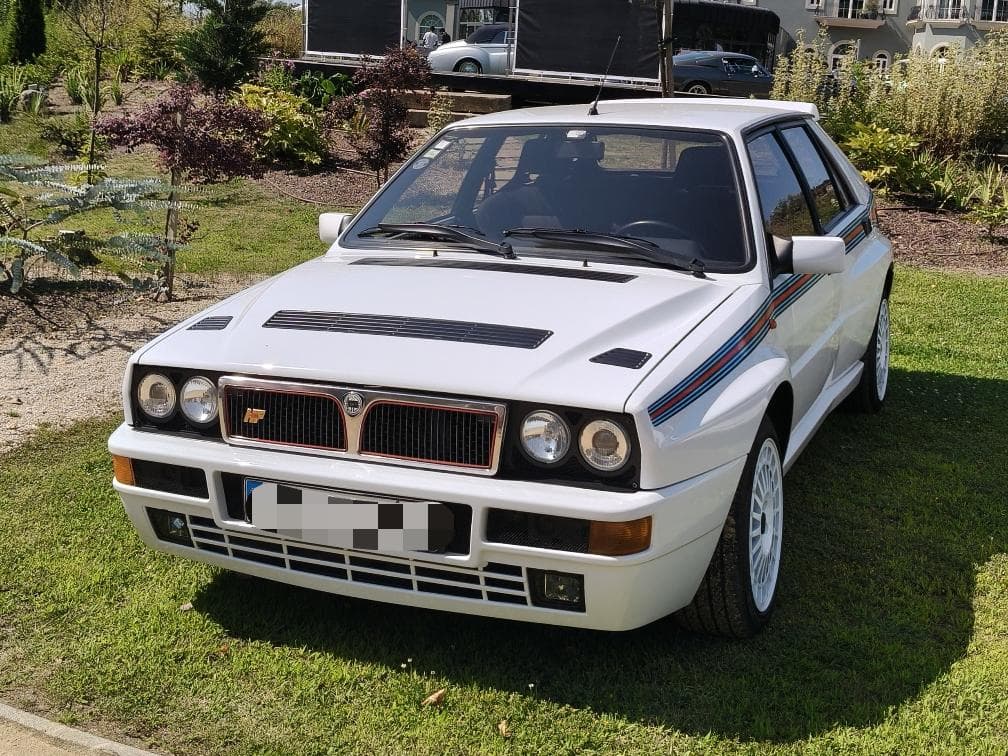 Lancia Delta HF Integrale Evoluzione I Martini 6