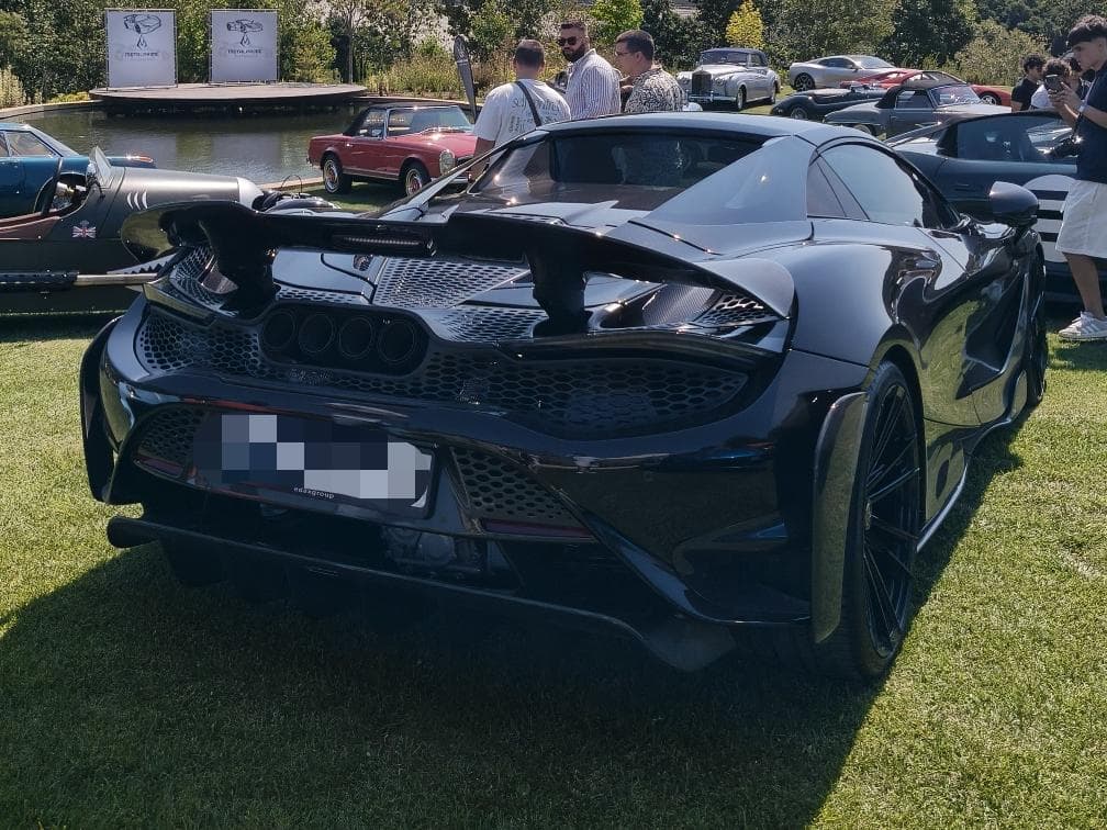 McLaren 765LT