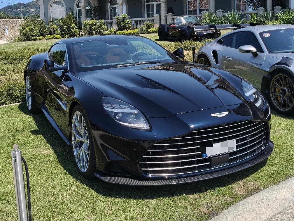 Aston Martin Vanquish