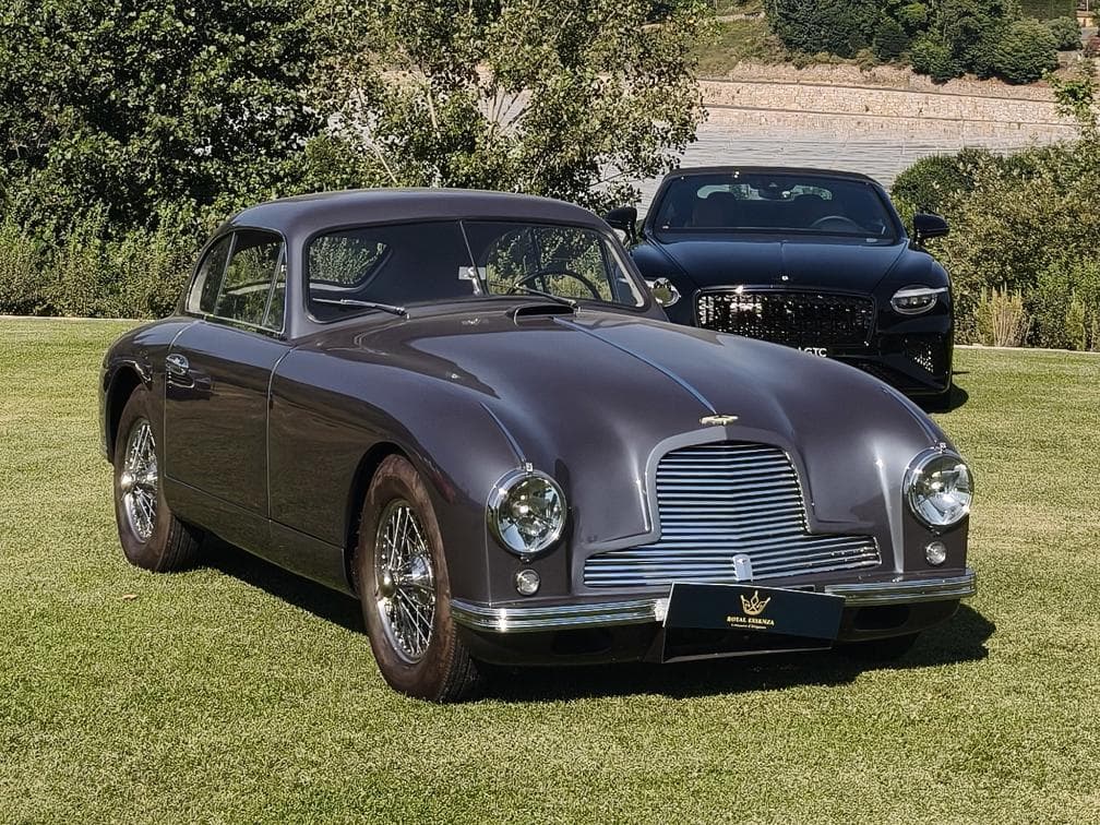 Aston Martin DB2/4