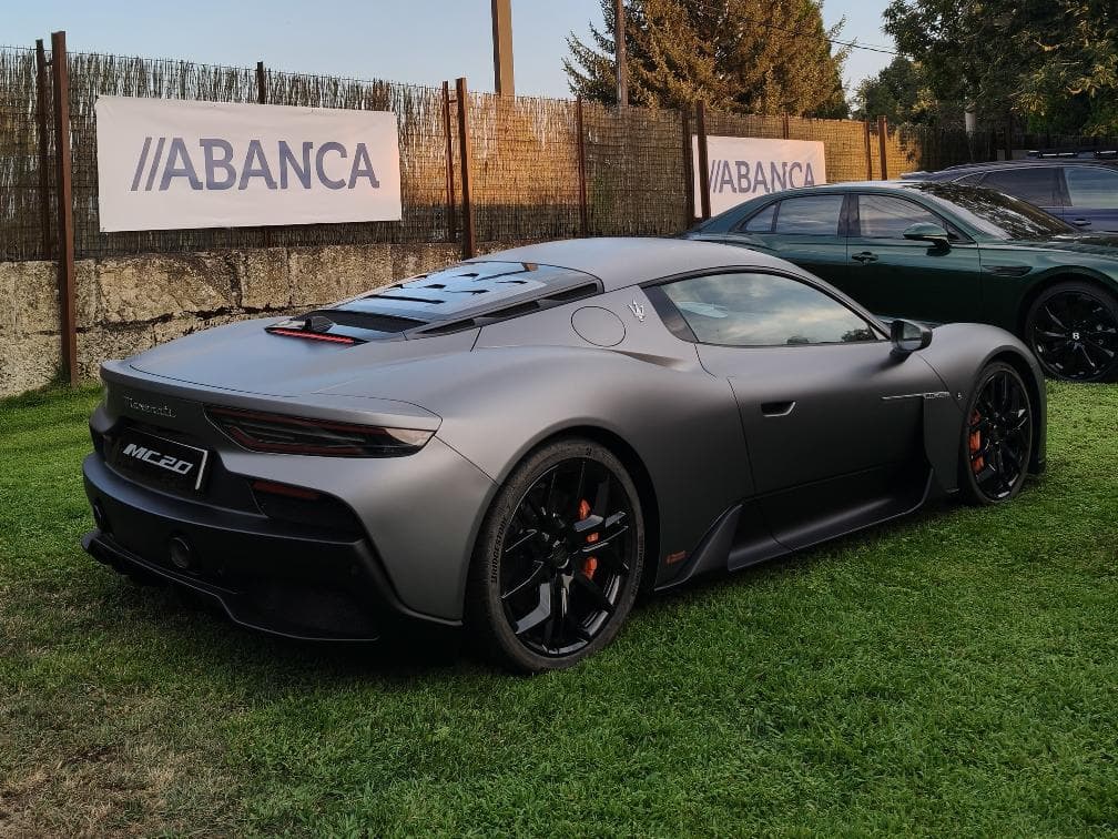 Maserati MC20