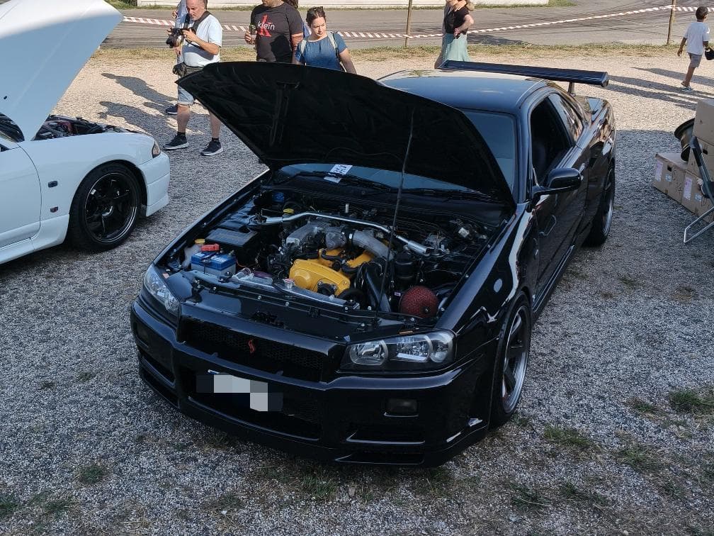 Nissan Skyline R34 GT-T