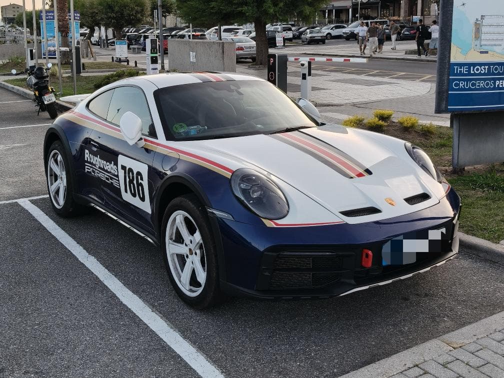 Porsche 911 Dakar