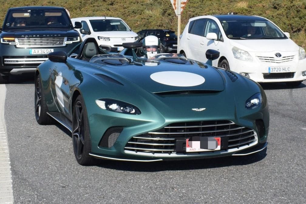 Aston Martin V12 Speedster