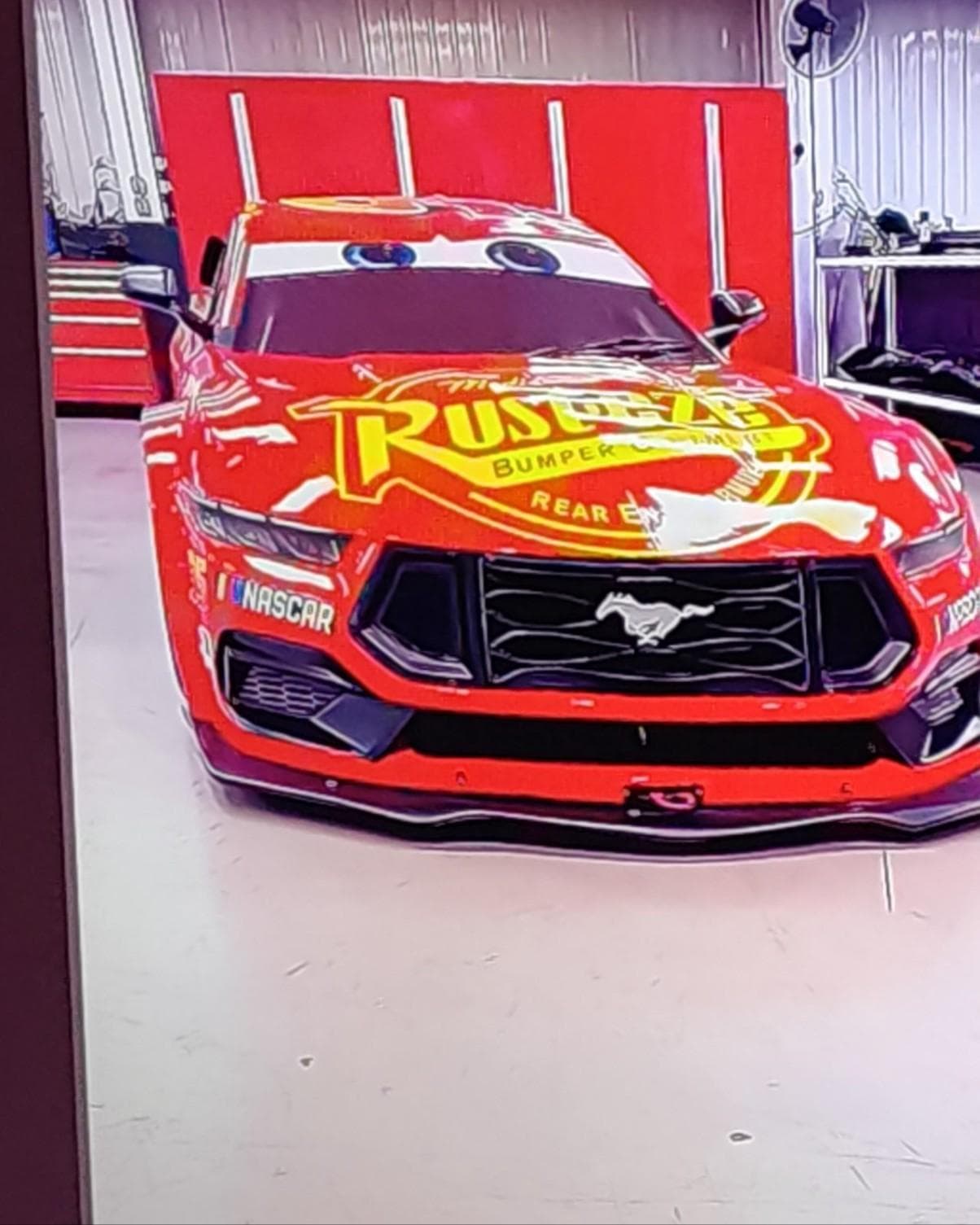 Ford Mustang NASCAR Cup Series - Lightning McQueen livery