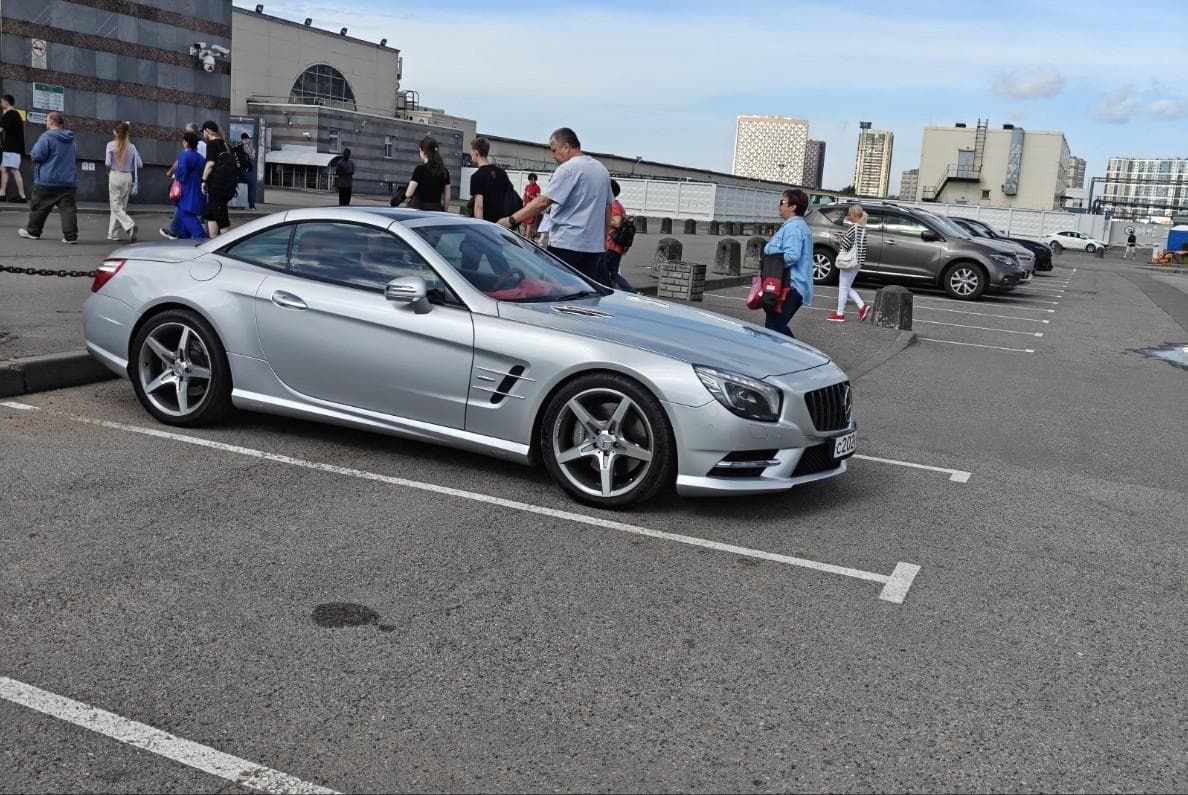 Mercedes SL SL 500 AMG Sport Package