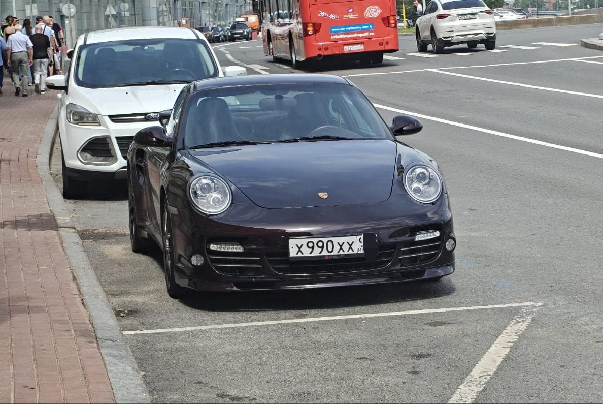 Porsche 911 GT2 RS