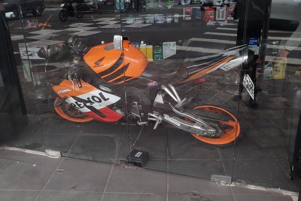 Honda CBR1000RR Fireblade Repsol Edition