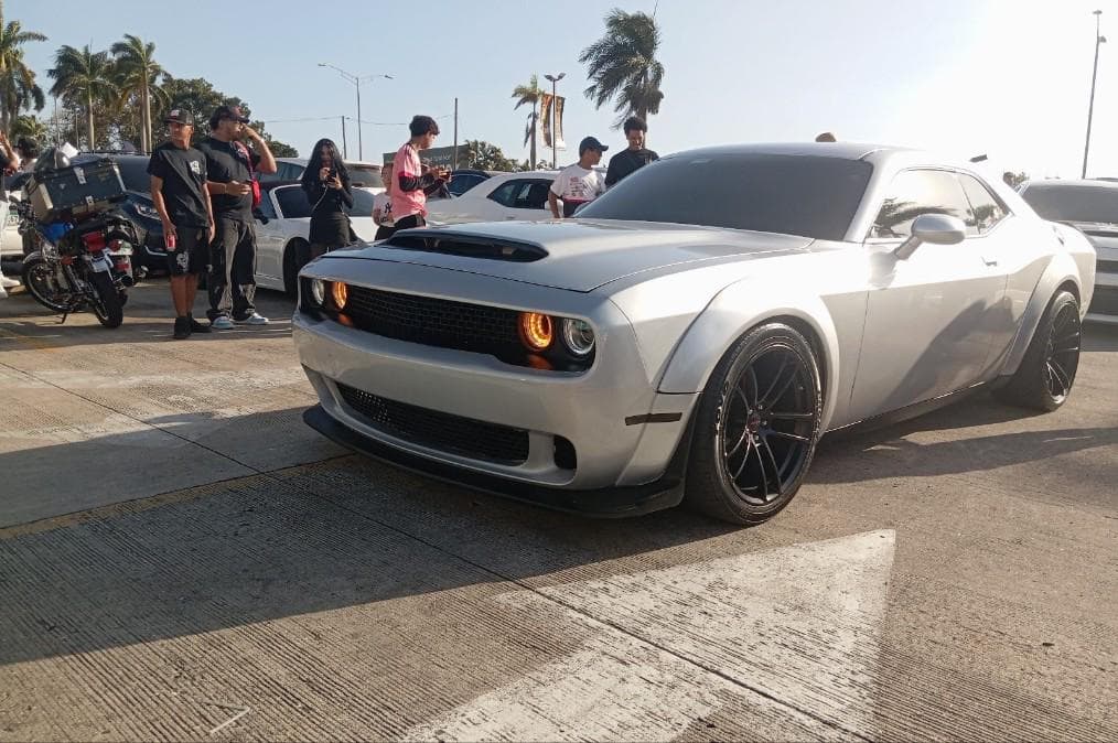Dodge Challenger SRT Hellcat Widebody