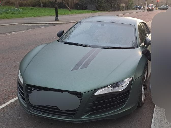 Audi R8 V10