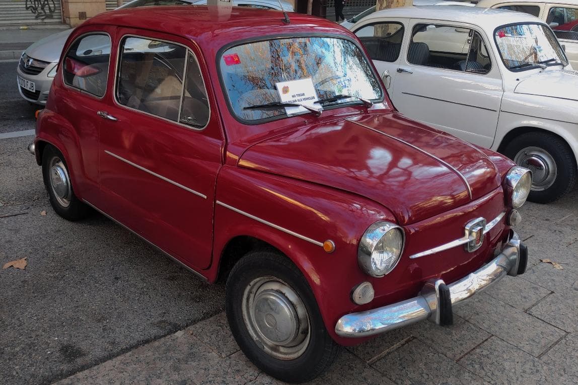 SEAT 600 E