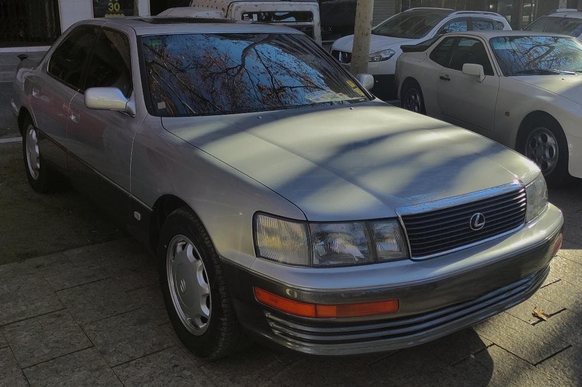 Lexus LS 400 US-Spec