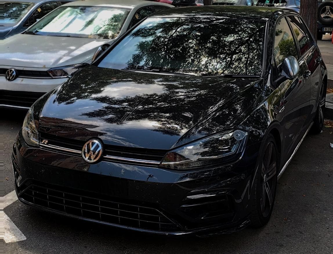 Volkswagen Golf R Mk7
