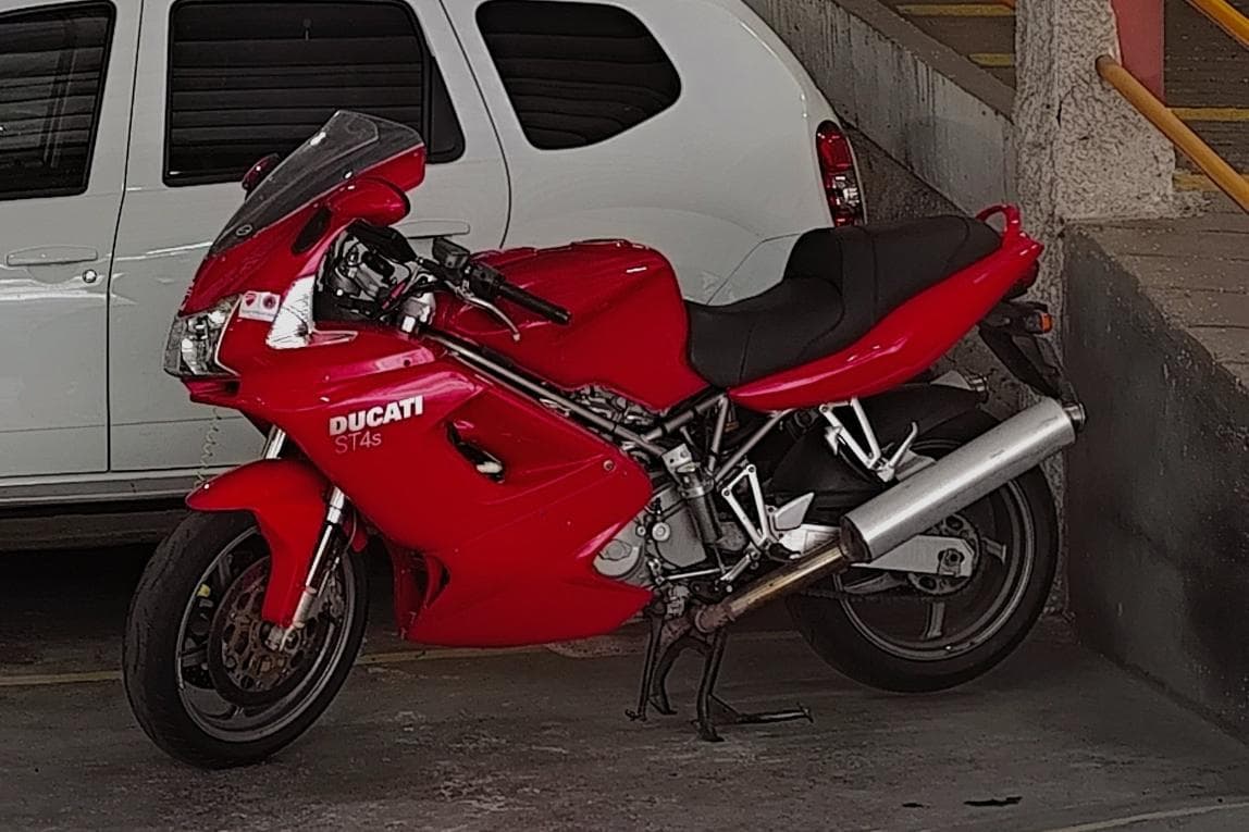 Ducati ST4s