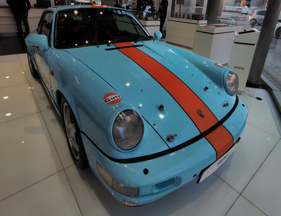 Porsche 911 Carrera 4 964