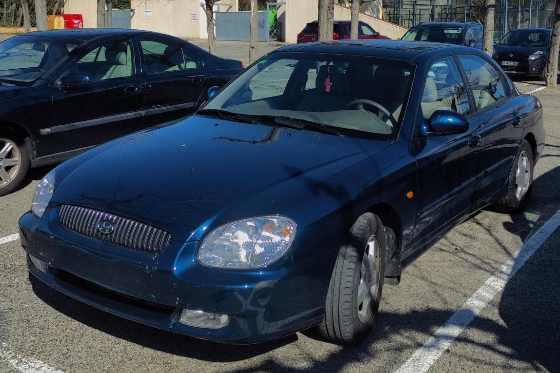 Hyundai Sonata 2.5 GLS EF