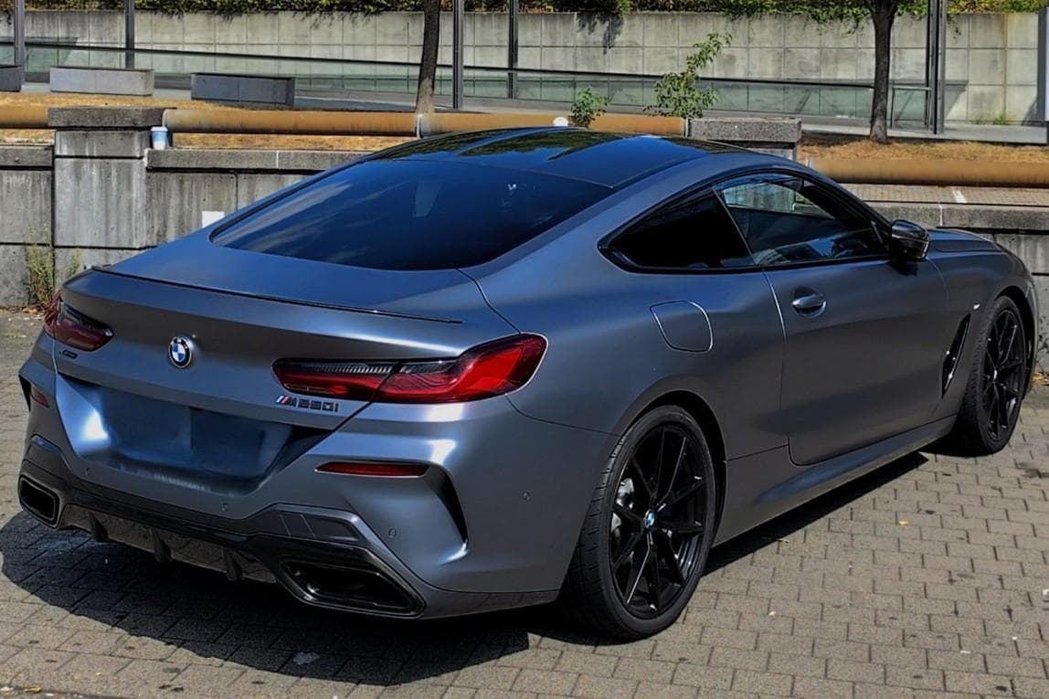 BMW 8 Series M850i xDrive