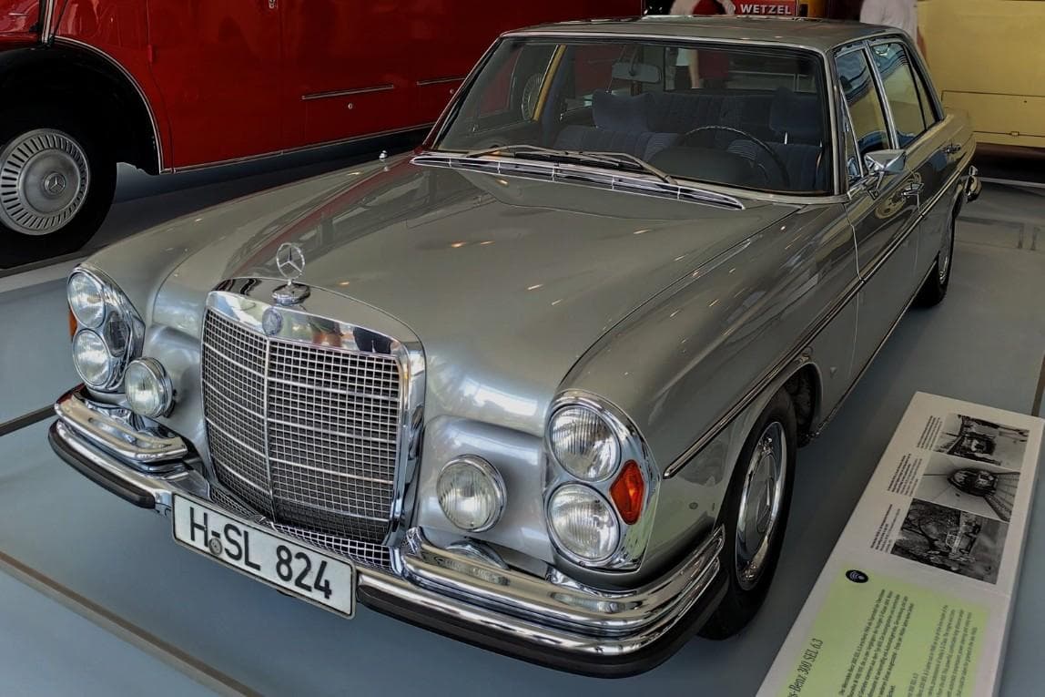 Mercedes 300 SEL 6.3